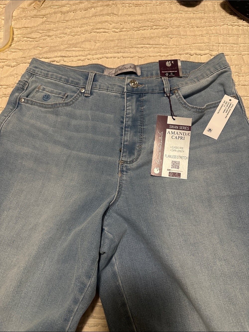 Amanda Capri Women’s Light Blue Stretch Jean Capri